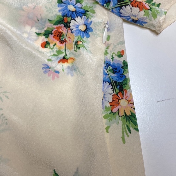 MADEWELL: Silk Shirred-Front Top - Picture 6 of 11